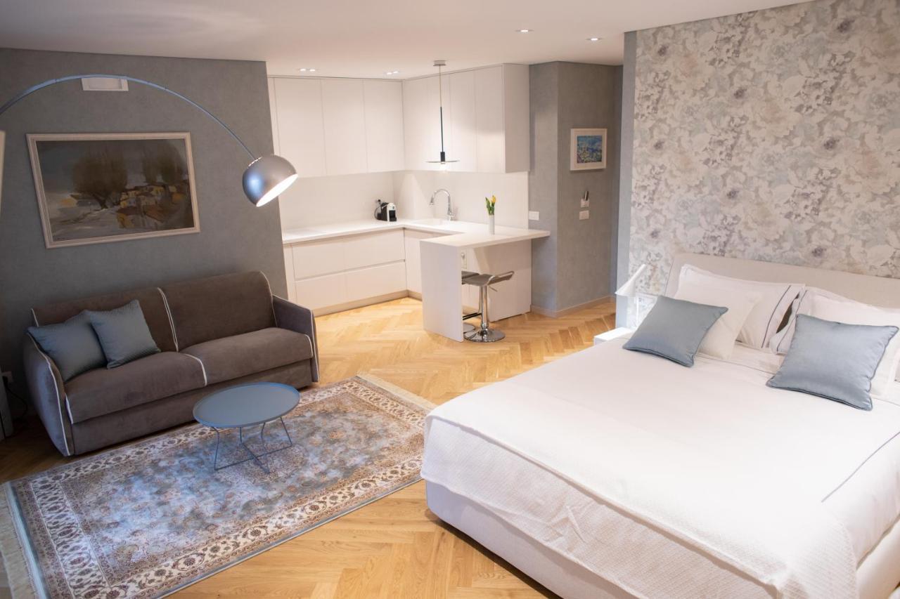 Seven Luxury Suites Tirana Exteriör bild