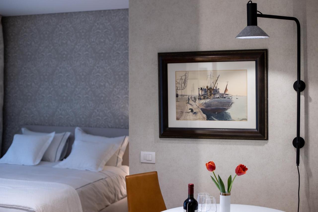 Seven Luxury Suites Tirana Exteriör bild