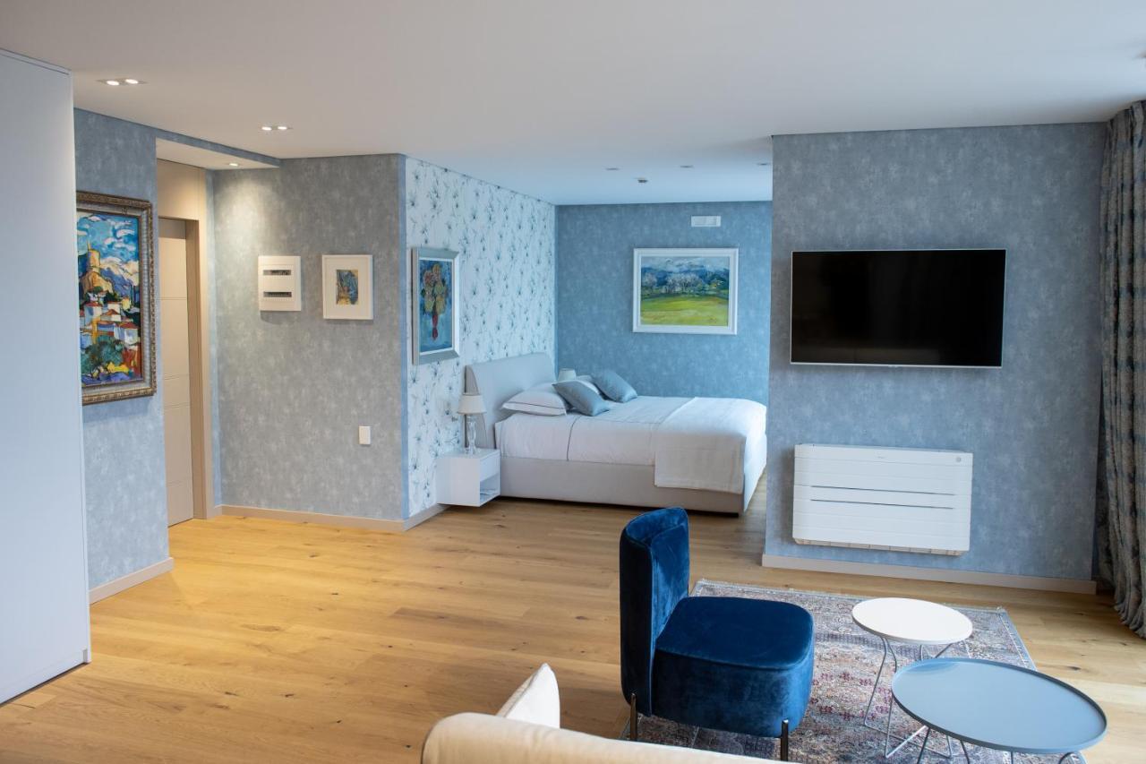 Seven Luxury Suites Tirana Exteriör bild