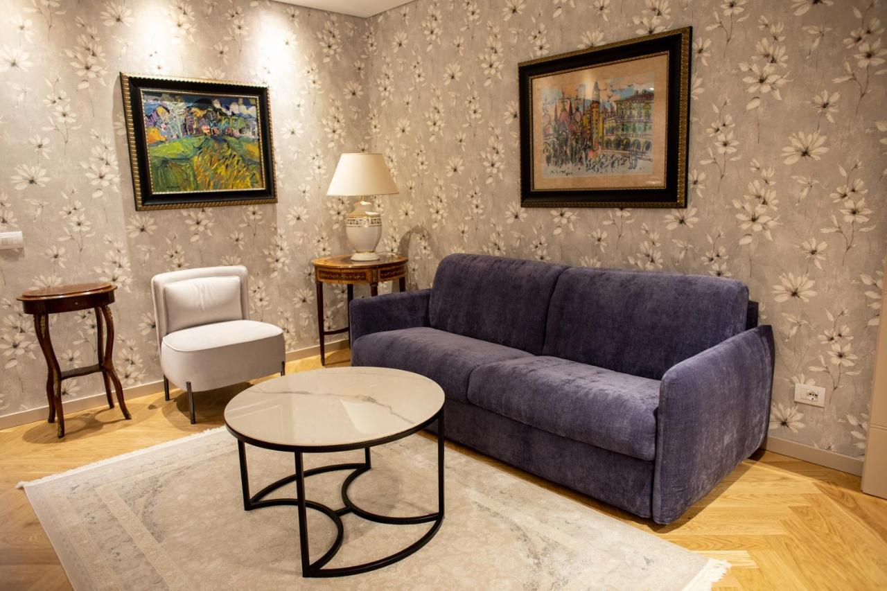 Seven Luxury Suites Tirana Exteriör bild